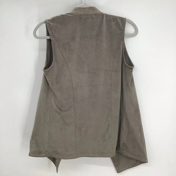 Romeo & Juliet Couture Women’s Faux Suede Open Vest NWT Size S - Picture 3 of 9